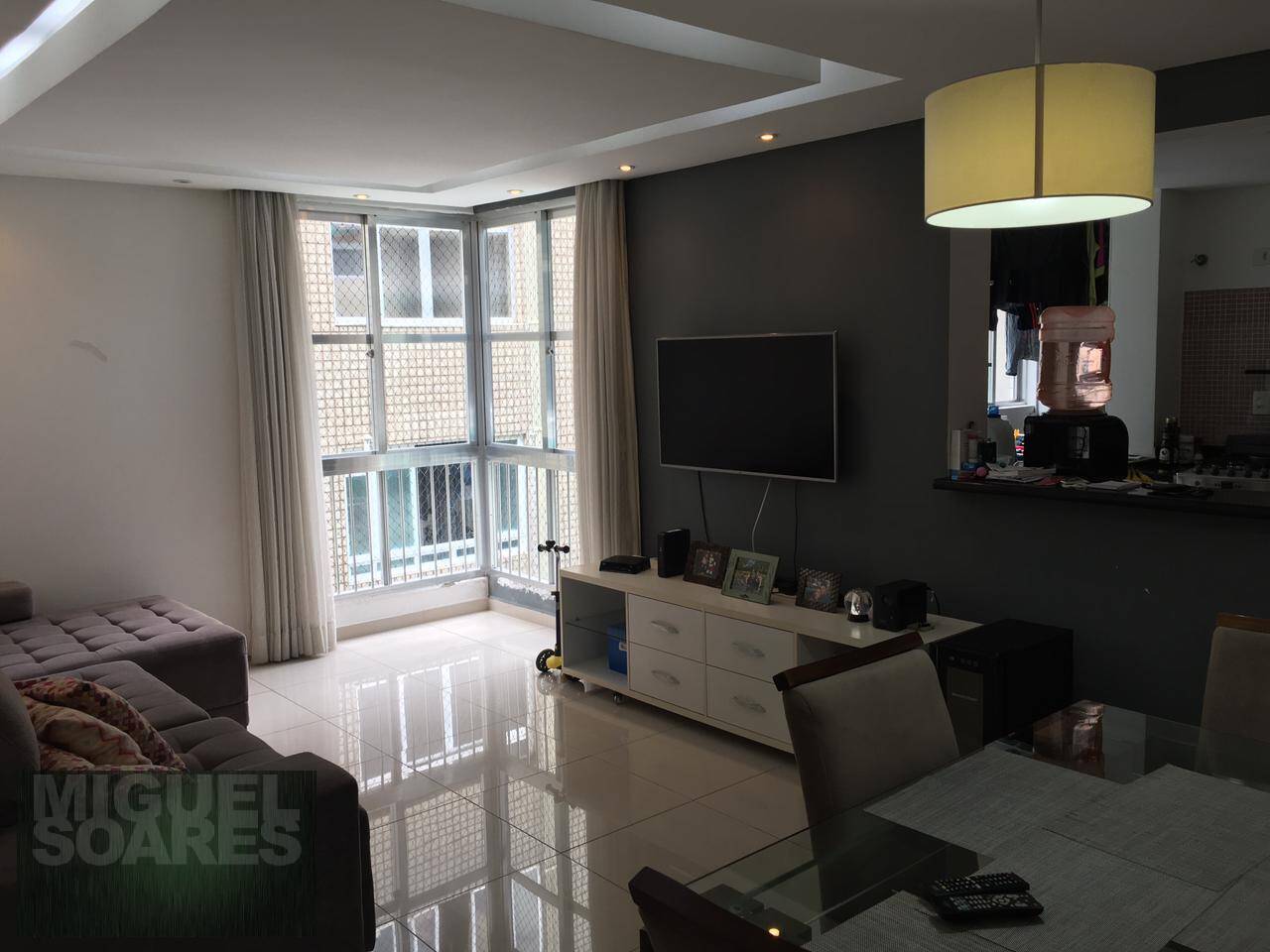 Apartamento à venda com 2 quartos, 105m² - Foto 4