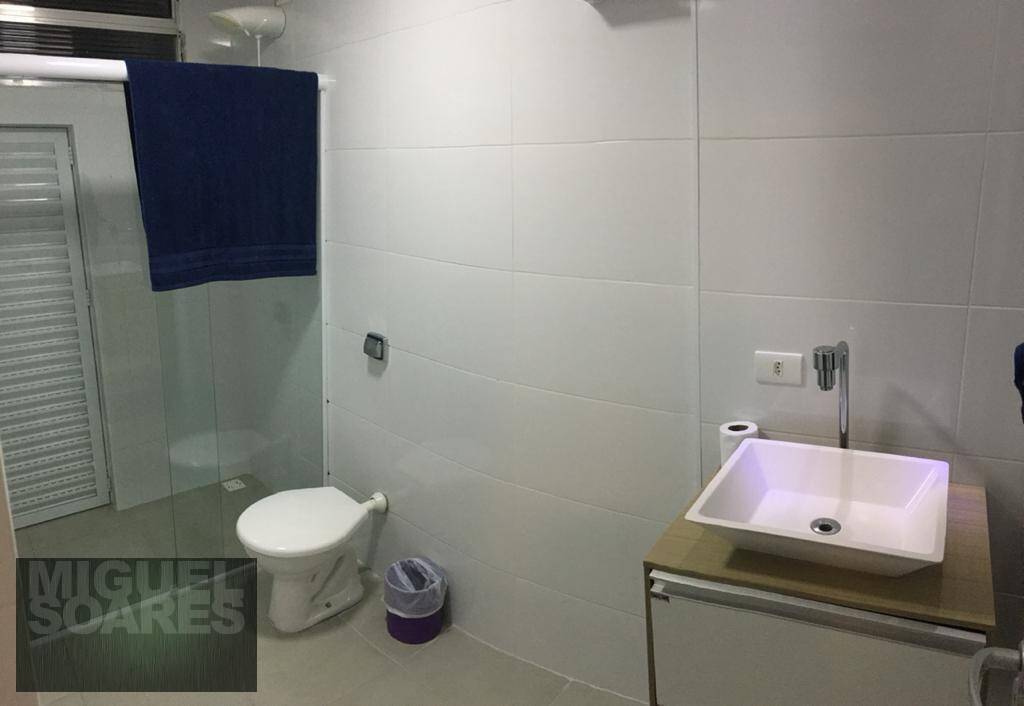 Apartamento à venda com 1 quarto, 60m² - Foto 10