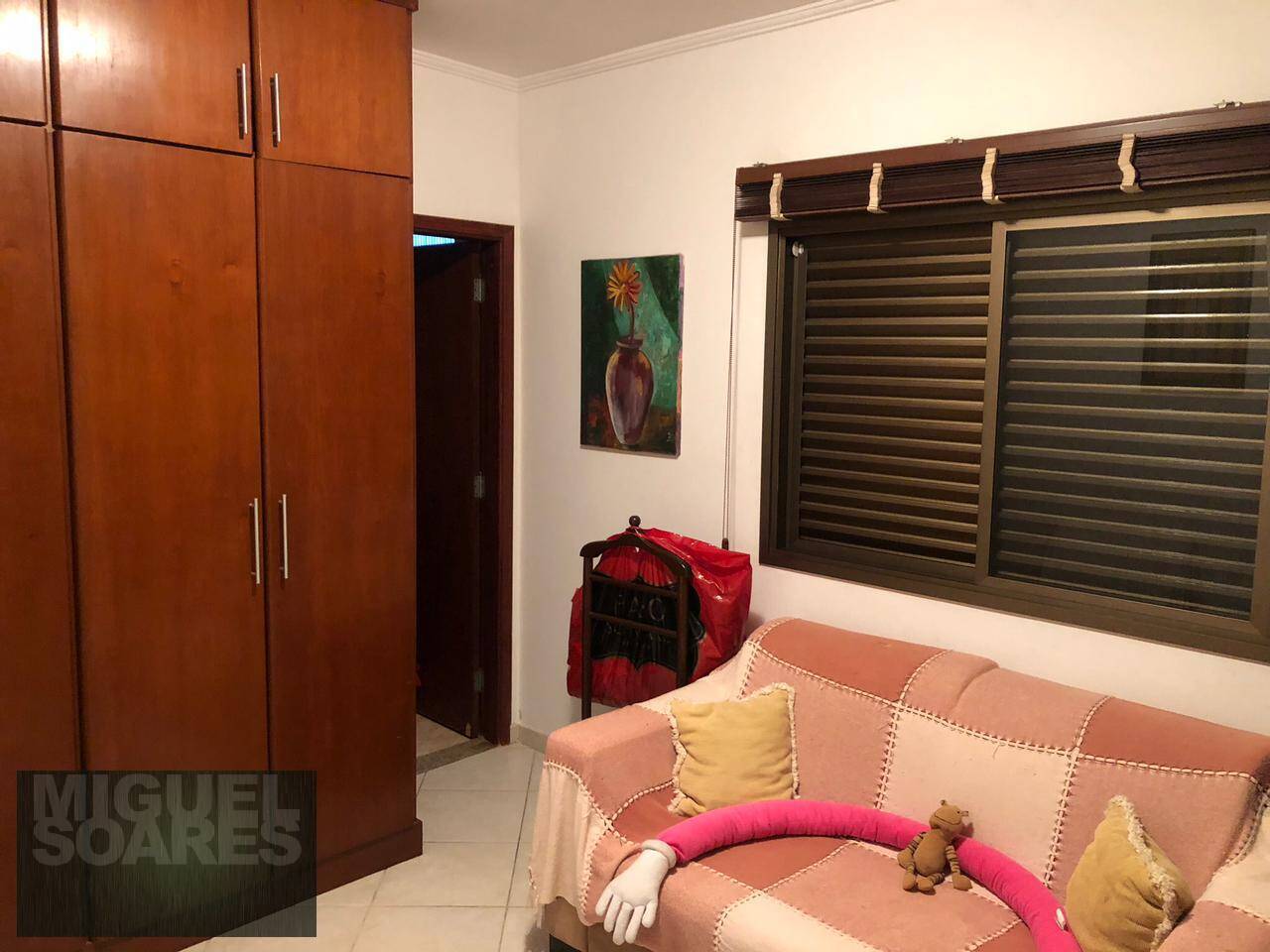 Casa à venda com 3 quartos, 280m² - Foto 39