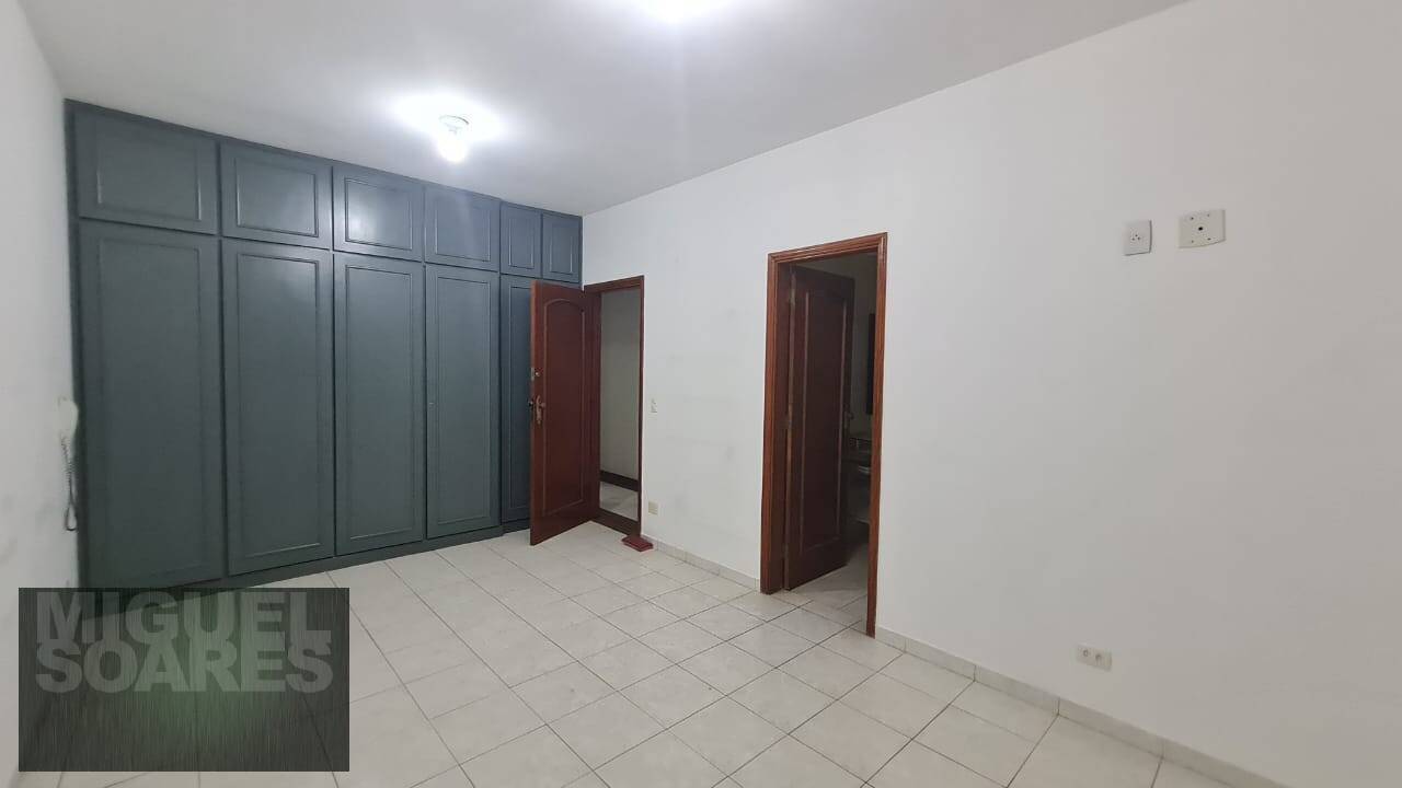 Casa à venda e aluguel com 5 quartos, 357m² - Foto 16