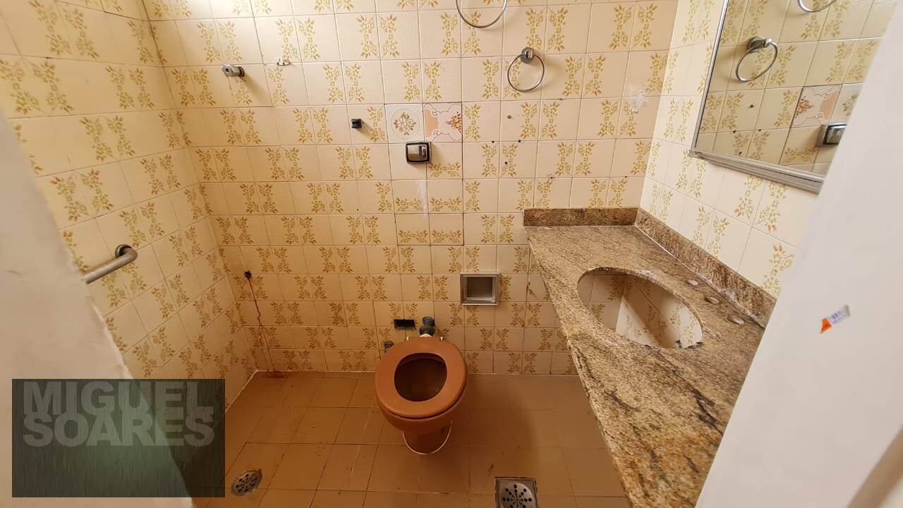 Casa à venda e aluguel com 8 quartos, 295m² - Foto 17