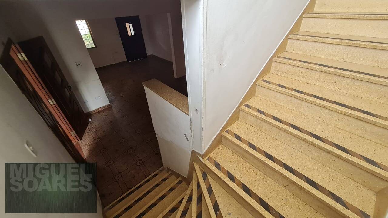 Casa à venda e aluguel com 8 quartos, 295m² - Foto 29