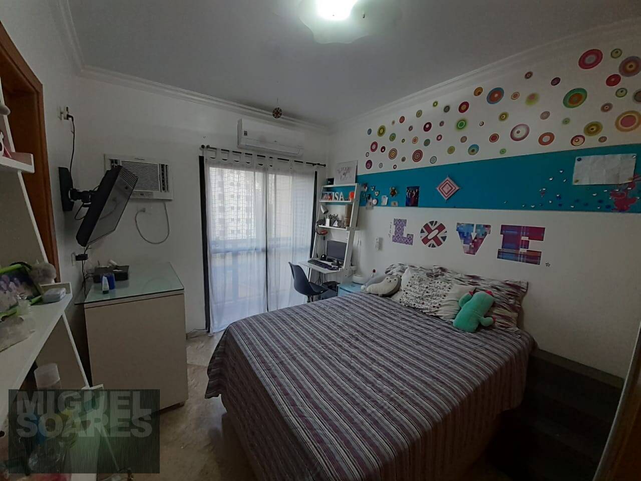 Apartamento à venda com 3 quartos, 197m² - Foto 8