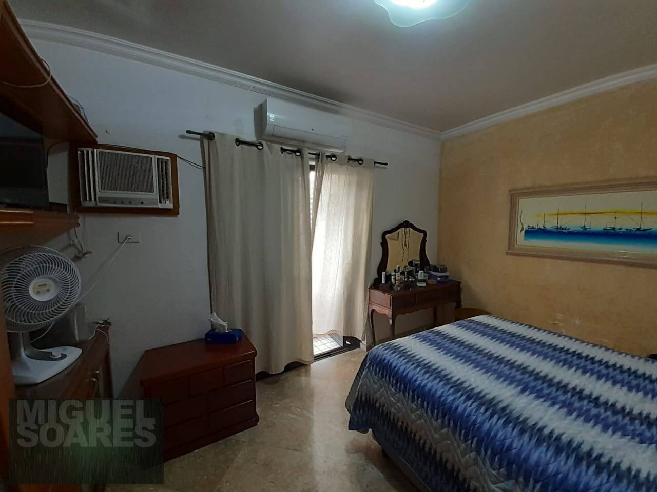 Apartamento à venda com 3 quartos, 197m² - Foto 10