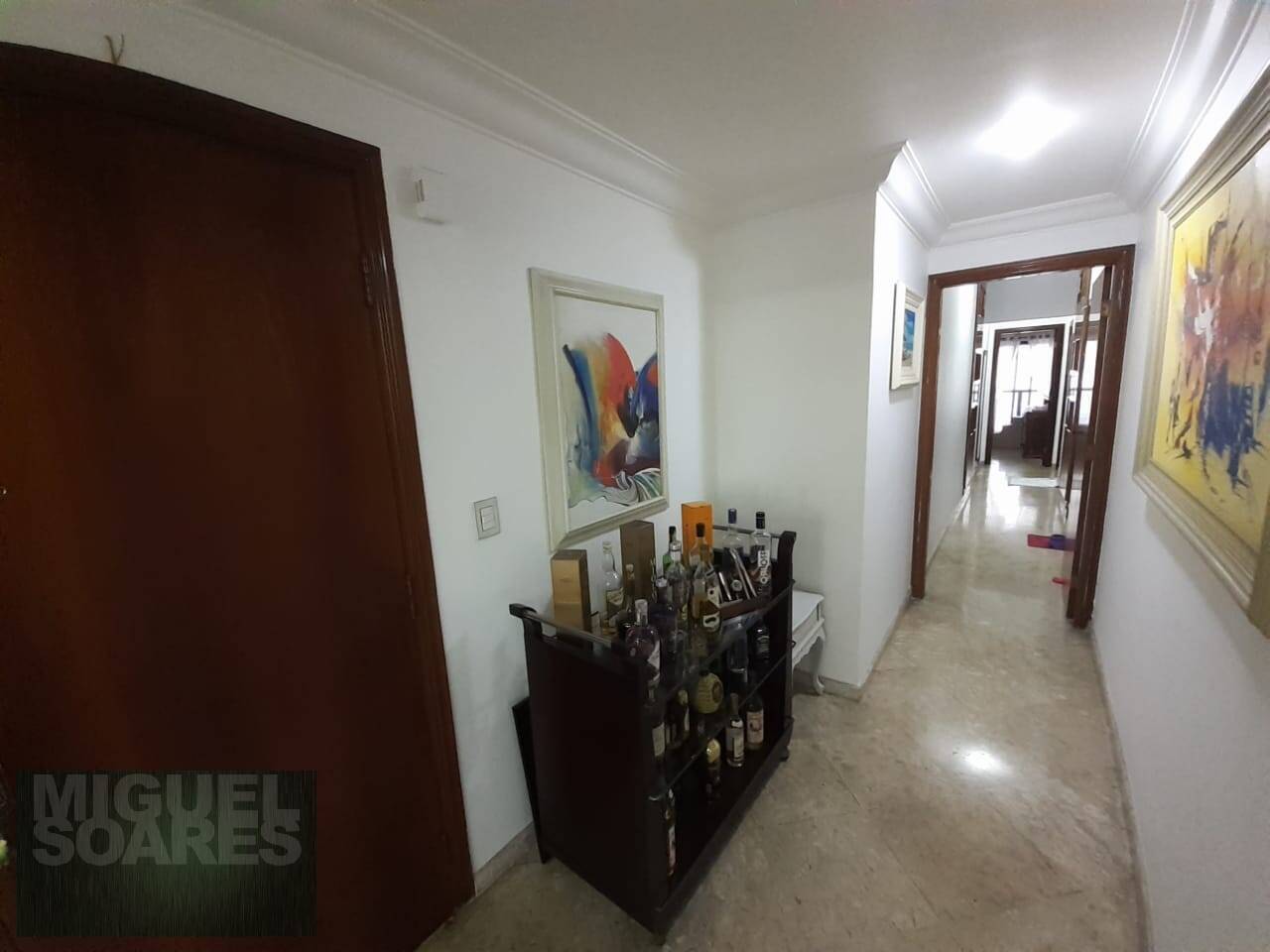 Apartamento à venda com 3 quartos, 197m² - Foto 25