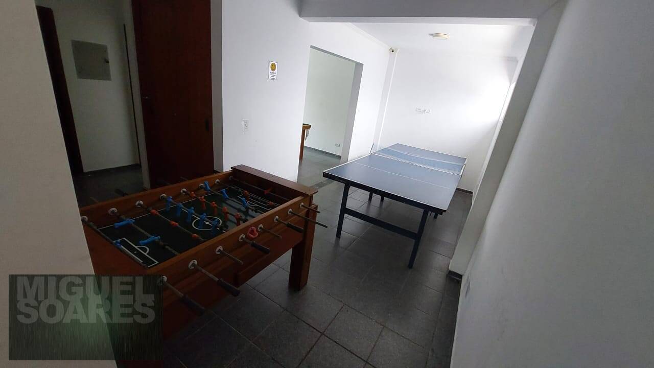 Apartamento à venda com 3 quartos, 197m² - Foto 32