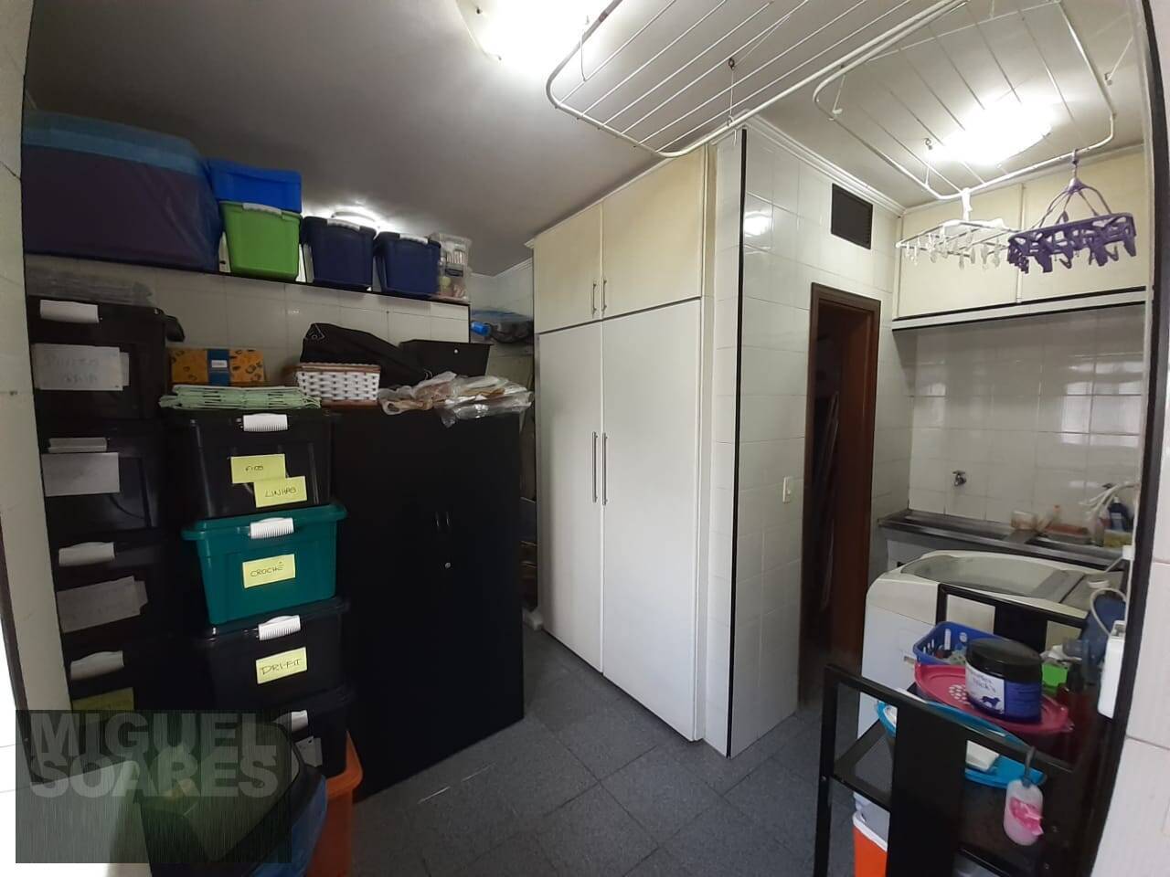 Apartamento à venda com 3 quartos, 197m² - Foto 31