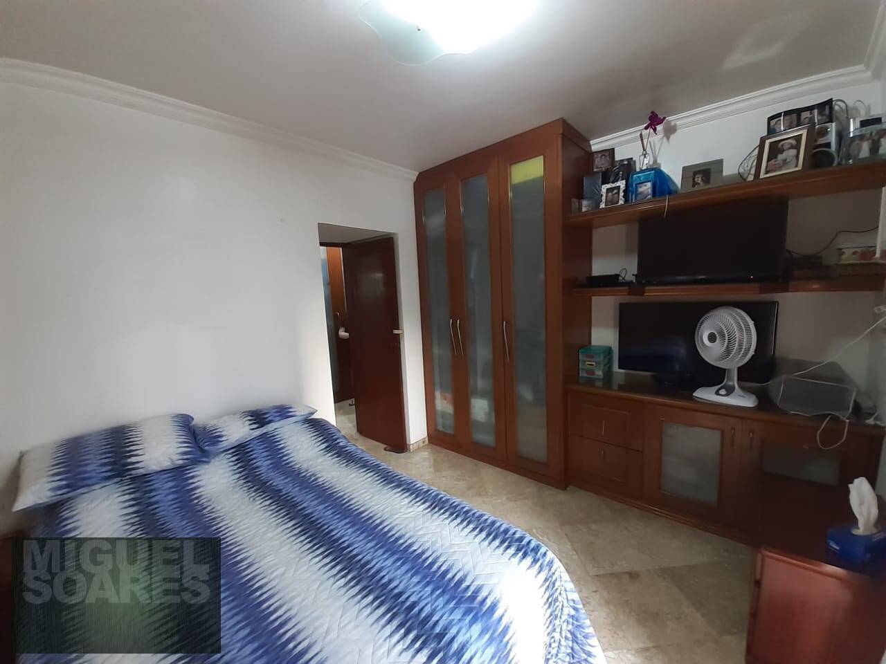 Apartamento à venda com 3 quartos, 197m² - Foto 33