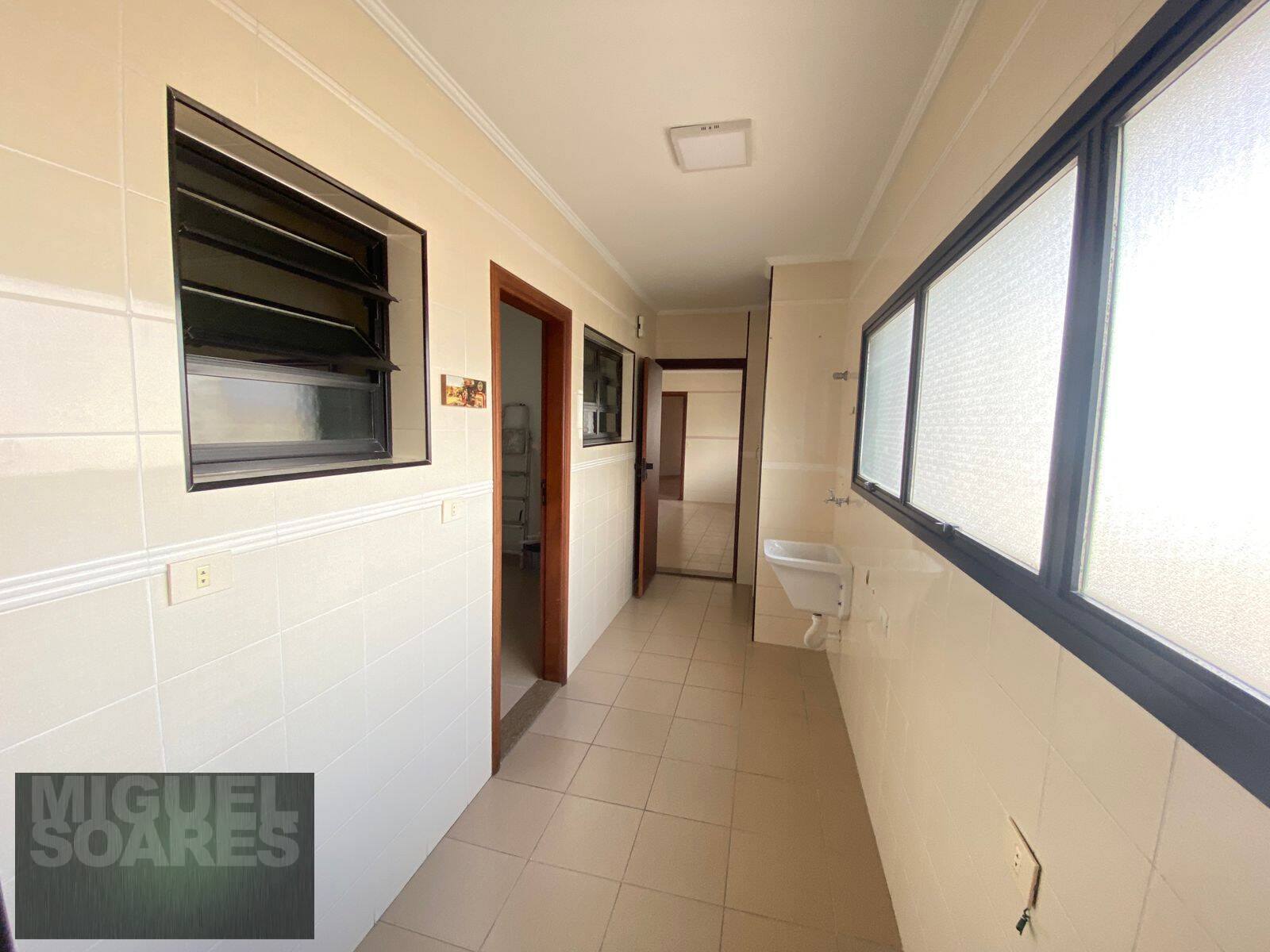 Apartamento à venda e aluguel com 4 quartos, 240m² - Foto 24