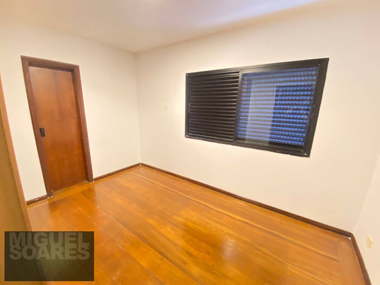 Apartamento à venda e aluguel com 4 quartos, 240m² - Foto 25