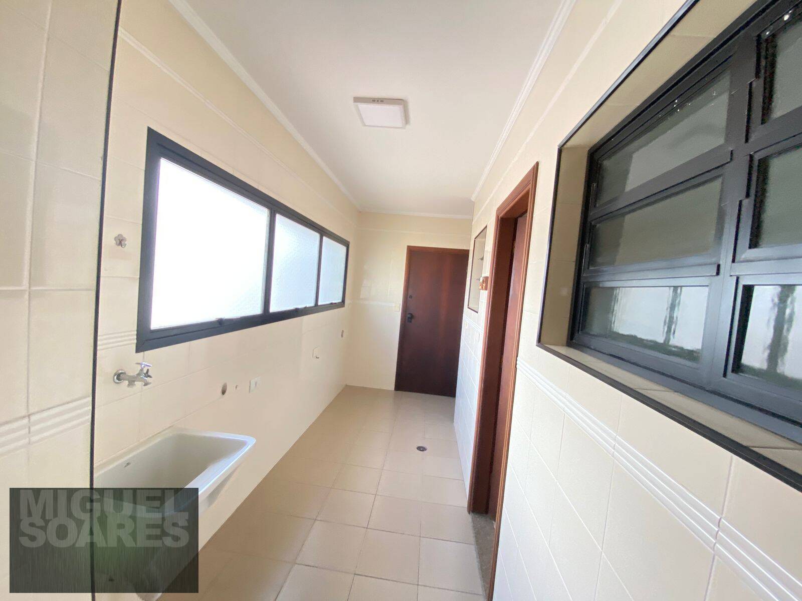 Apartamento à venda e aluguel com 4 quartos, 240m² - Foto 37