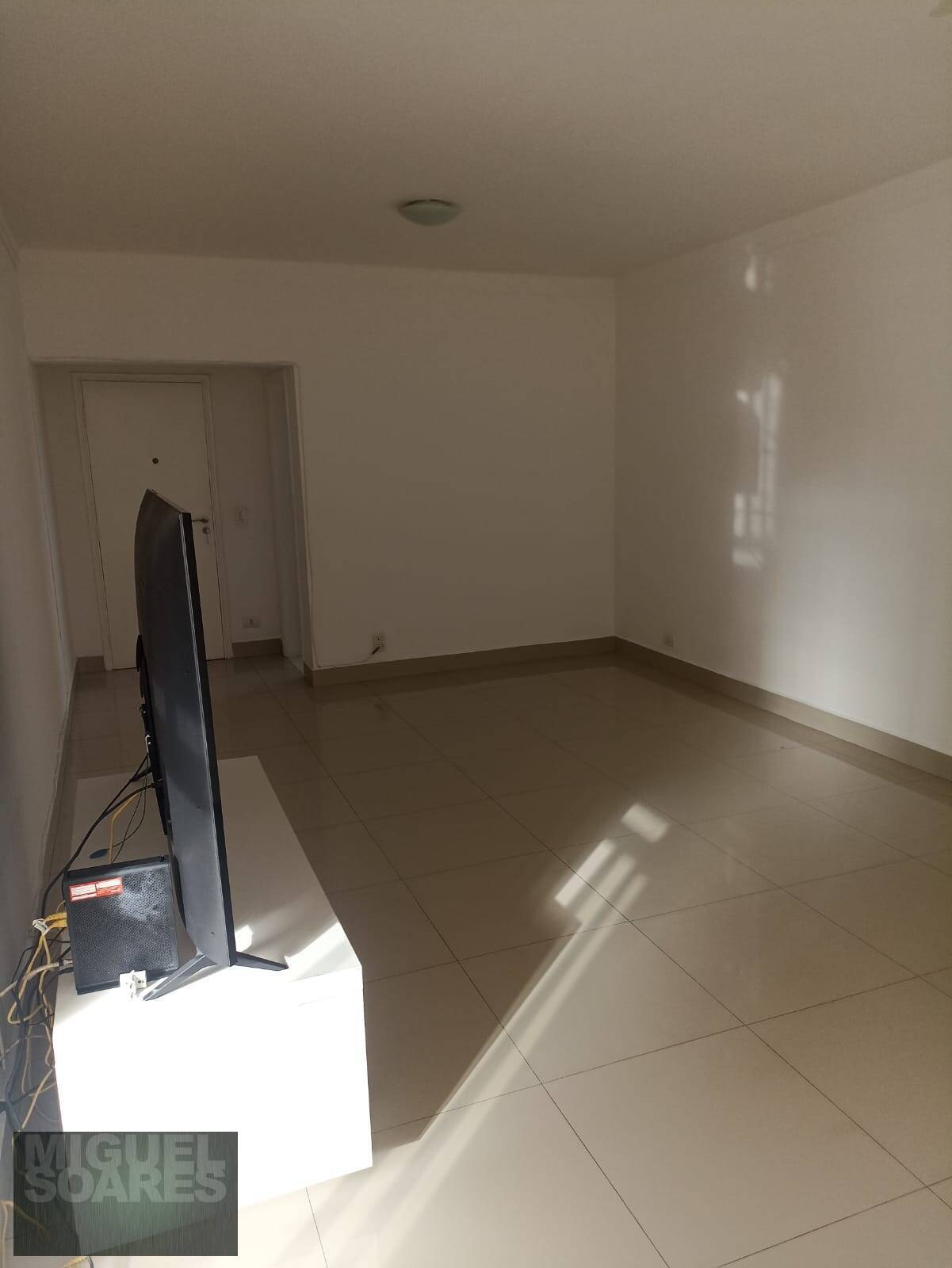 Apartamento à venda com 3 quartos, 140m² - Foto 26