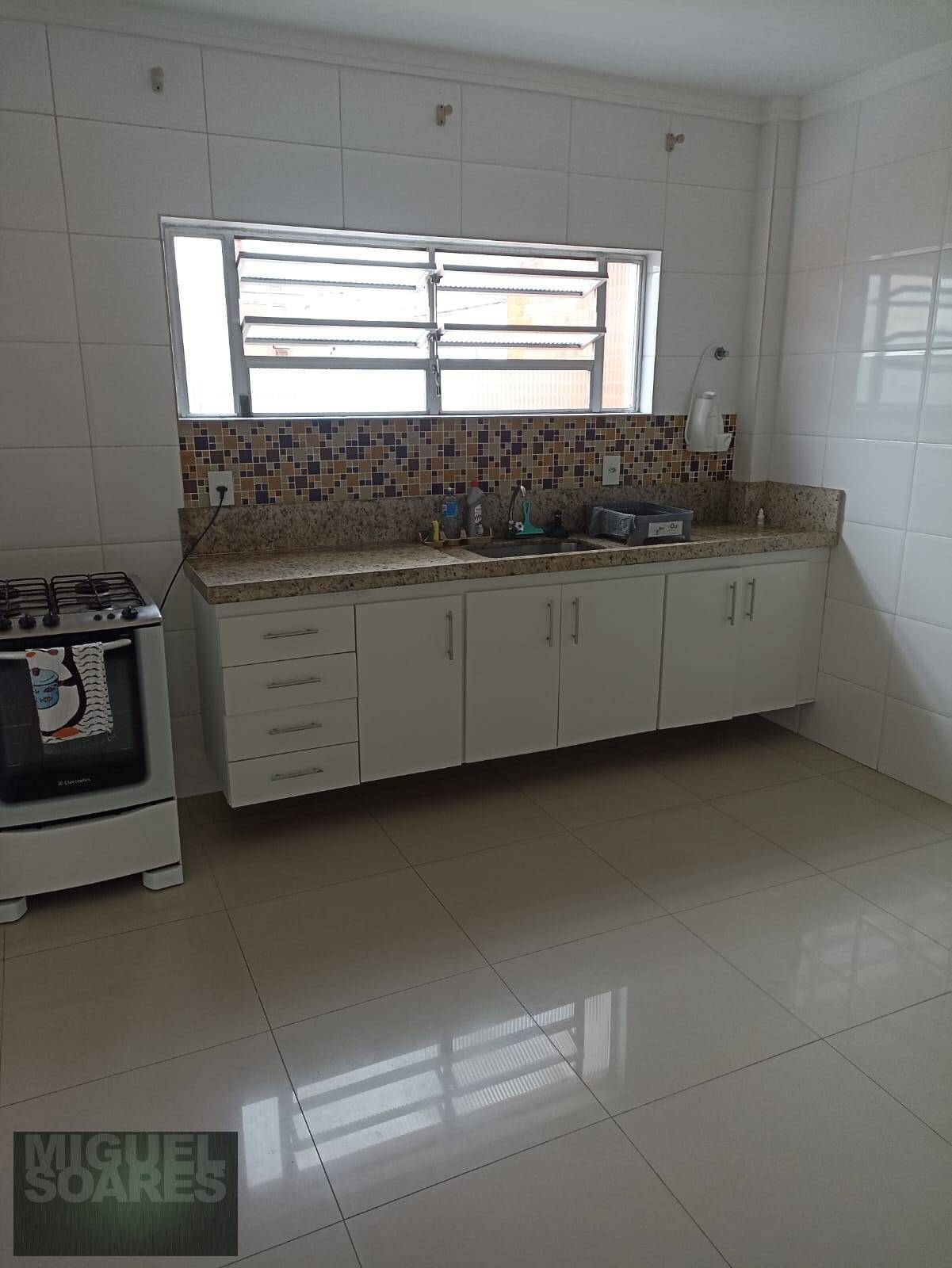 Apartamento à venda com 3 quartos, 140m² - Foto 31