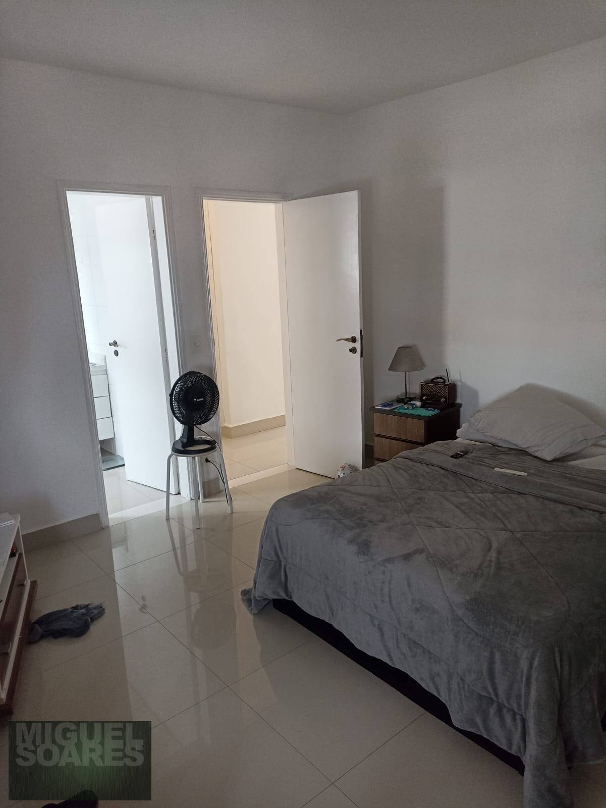 Apartamento à venda com 3 quartos, 140m² - Foto 32