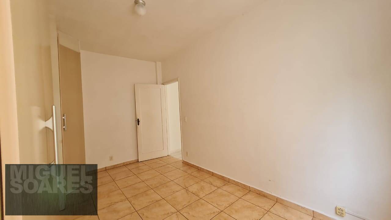 Apartamento à venda com 1 quarto, 58m² - Foto 11