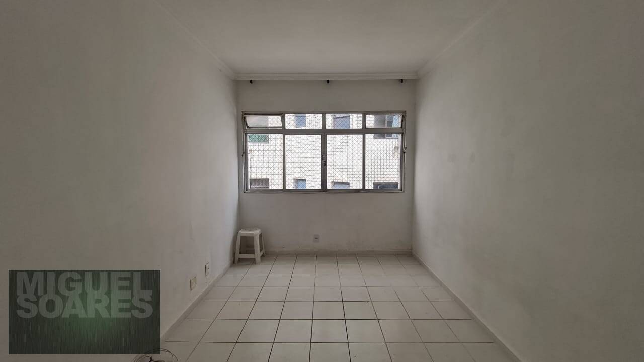 Apartamento à venda com 1 quarto, 58m² - Foto 3