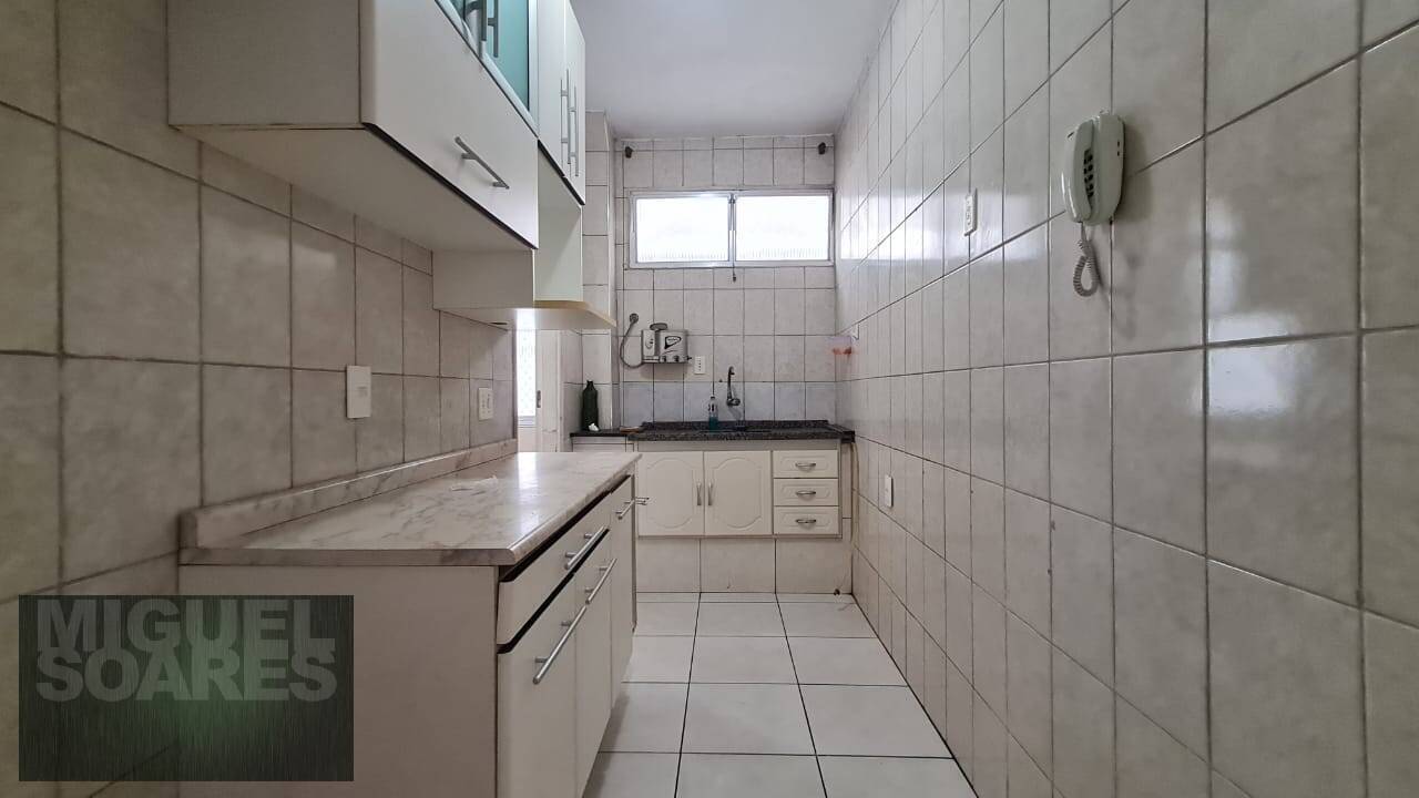 Apartamento à venda com 1 quarto, 58m² - Foto 4