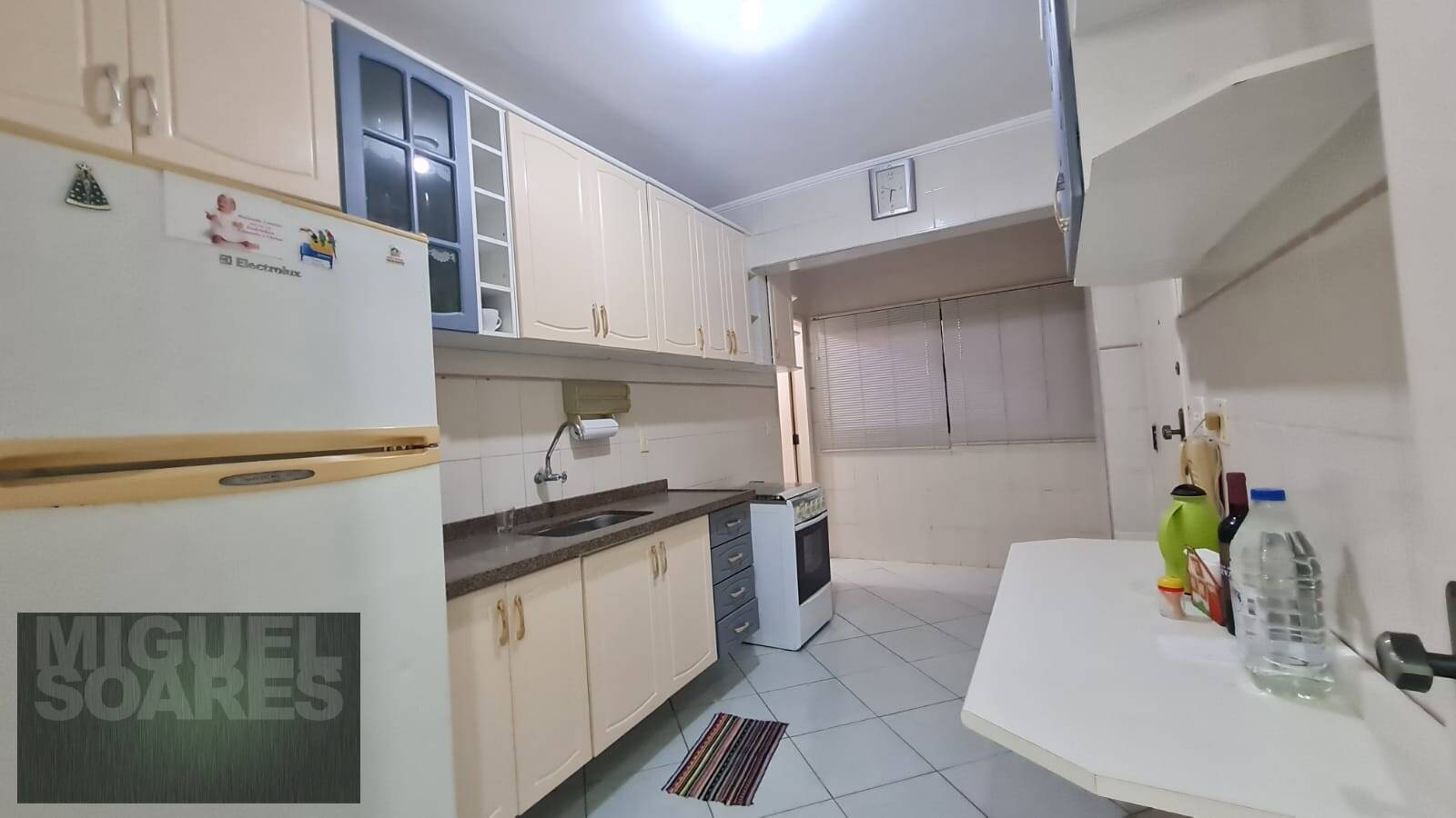 Apartamento à venda com 2 quartos, 100m² - Foto 11