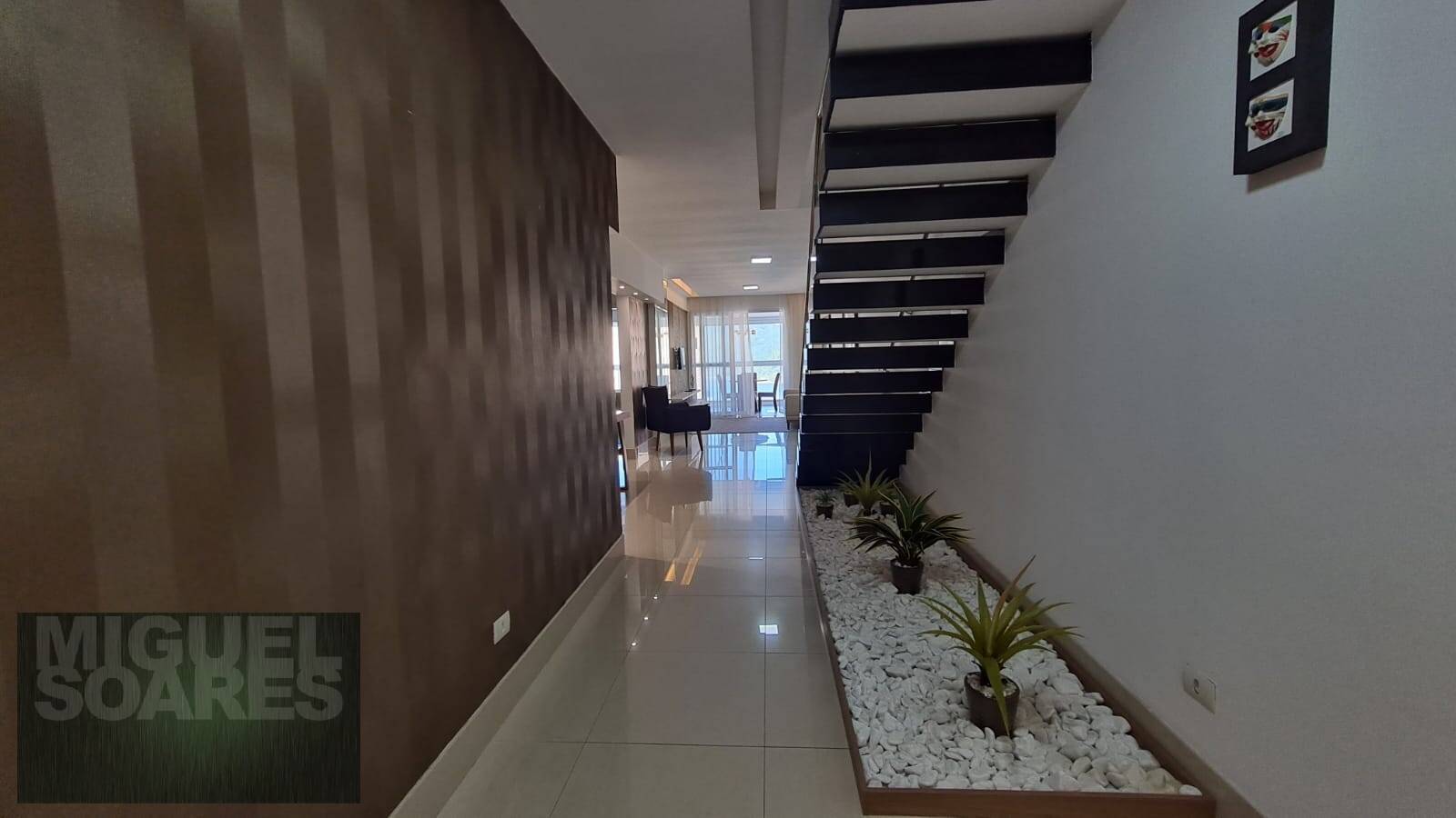 Cobertura à venda com 3 quartos, 400m² - Foto 16