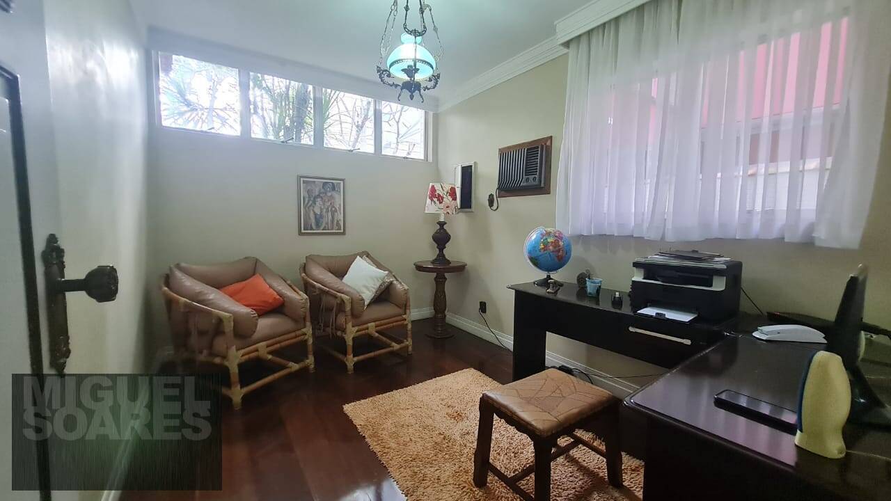 Casa à venda com 4 quartos, 320m² - Foto 15