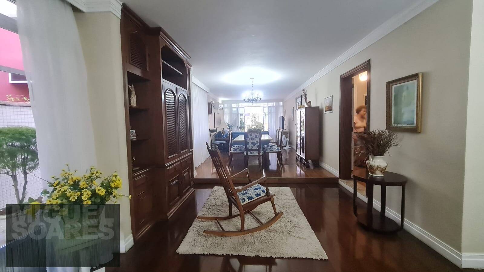 Casa à venda com 4 quartos, 320m² - Foto 16