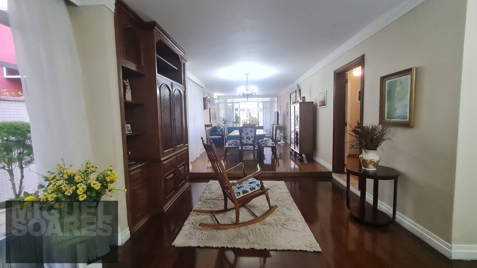 Casa à venda com 4 quartos, 320m² - Foto 13