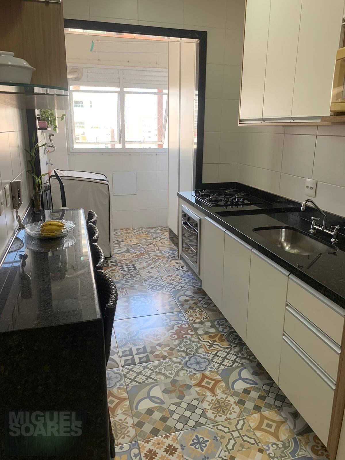 Apartamento à venda com 3 quartos, 98m² - Foto 6