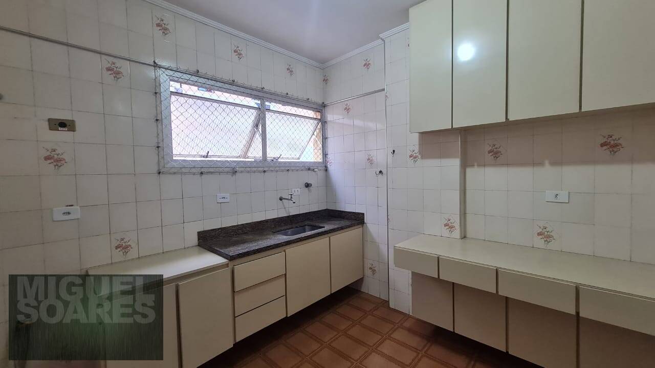 Apartamento à venda com 1 quarto, 56m² - Foto 9