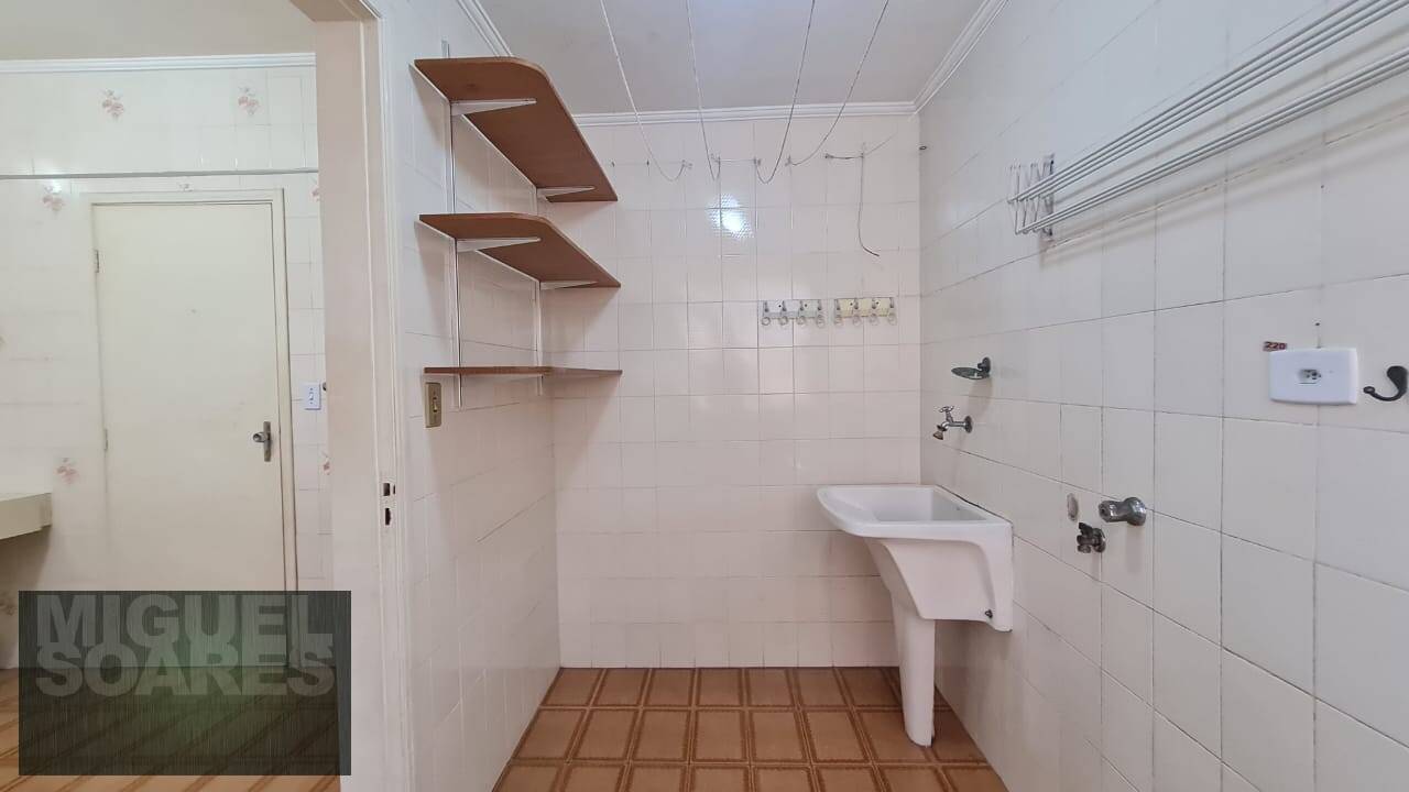 Apartamento à venda com 1 quarto, 56m² - Foto 12