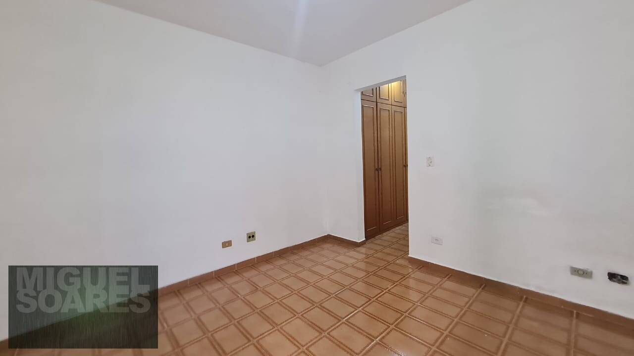 Apartamento à venda com 1 quarto, 56m² - Foto 18