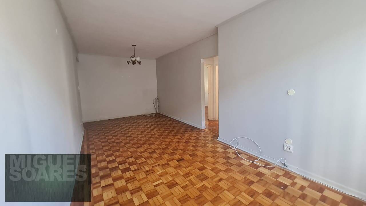 Apartamento à venda com 2 quartos, 84m² - Foto 4