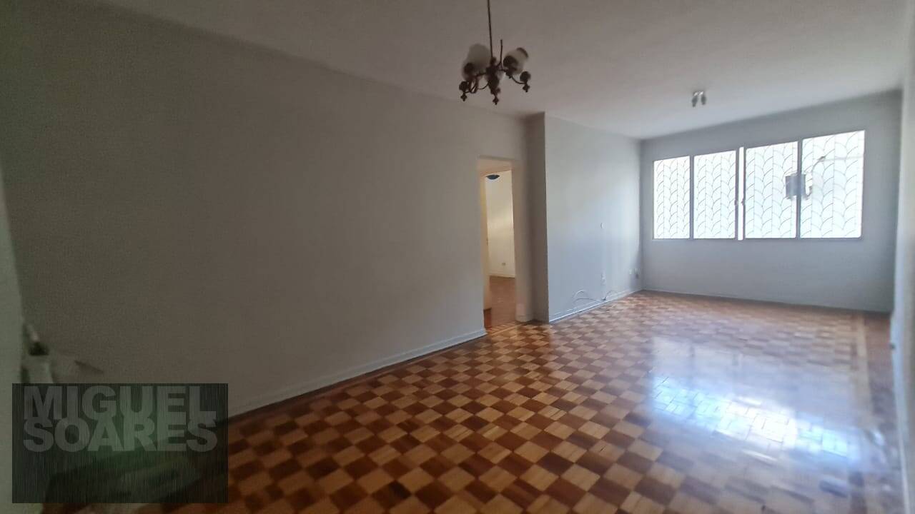 Apartamento à venda com 2 quartos, 84m² - Foto 1