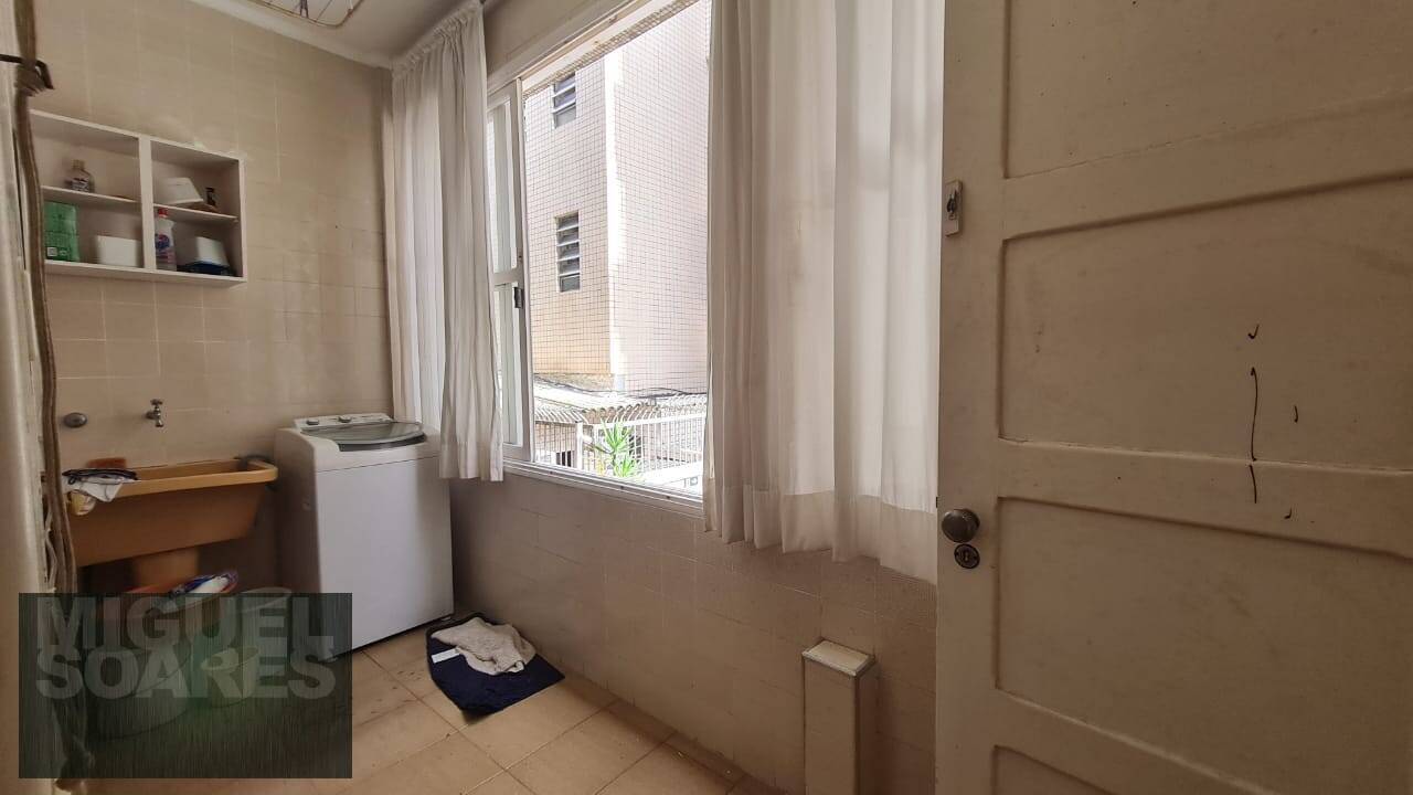 Apartamento à venda com 3 quartos, 198m² - Foto 10