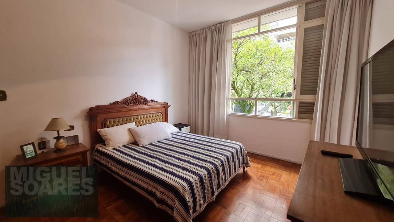 Apartamento à venda com 3 quartos, 198m² - Foto 18