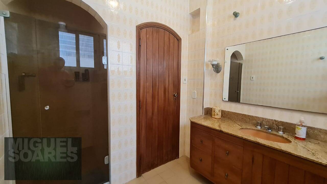 Apartamento à venda com 3 quartos, 198m² - Foto 24