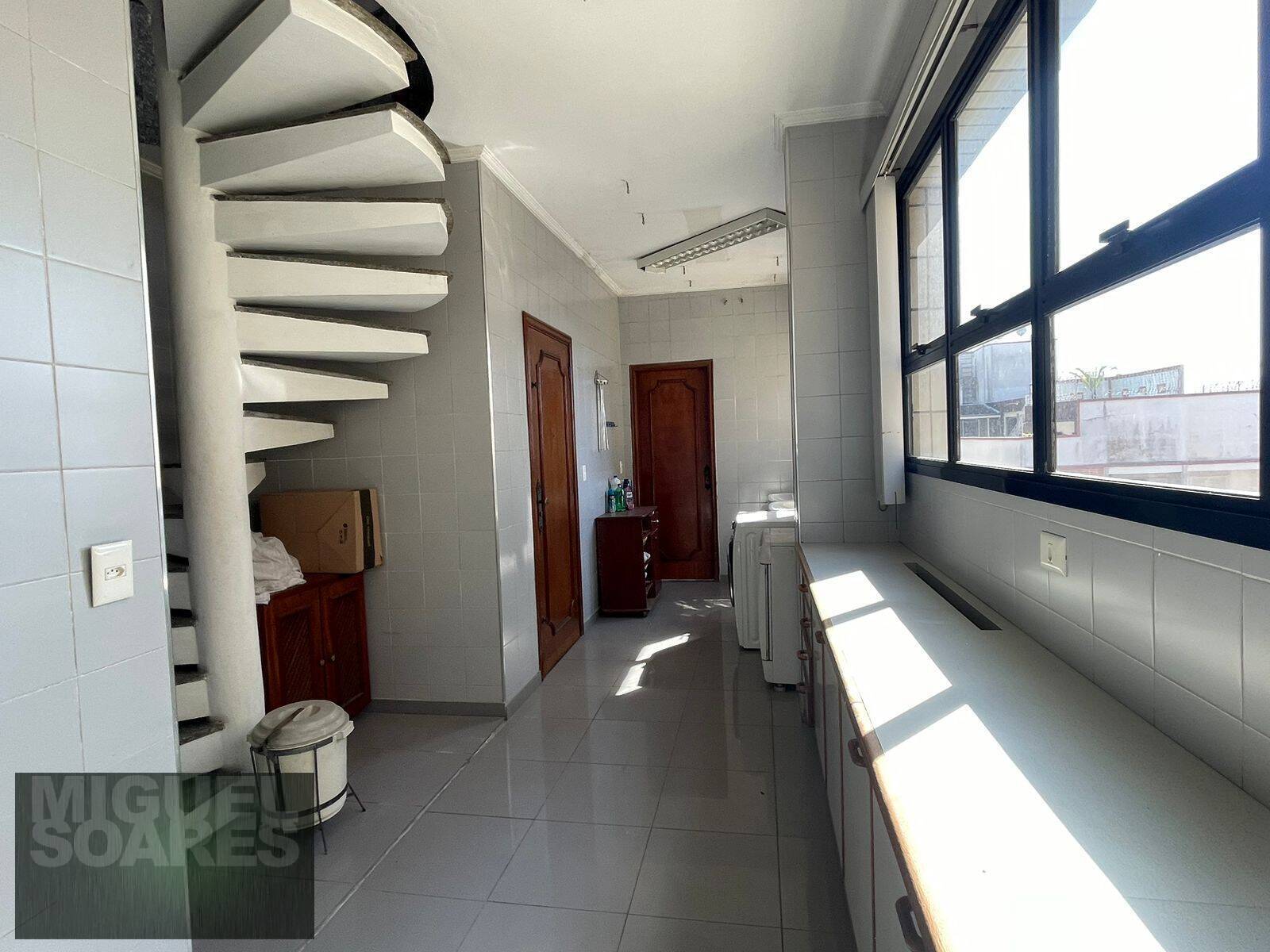 Cobertura à venda com 4 quartos, 650m² - Foto 10