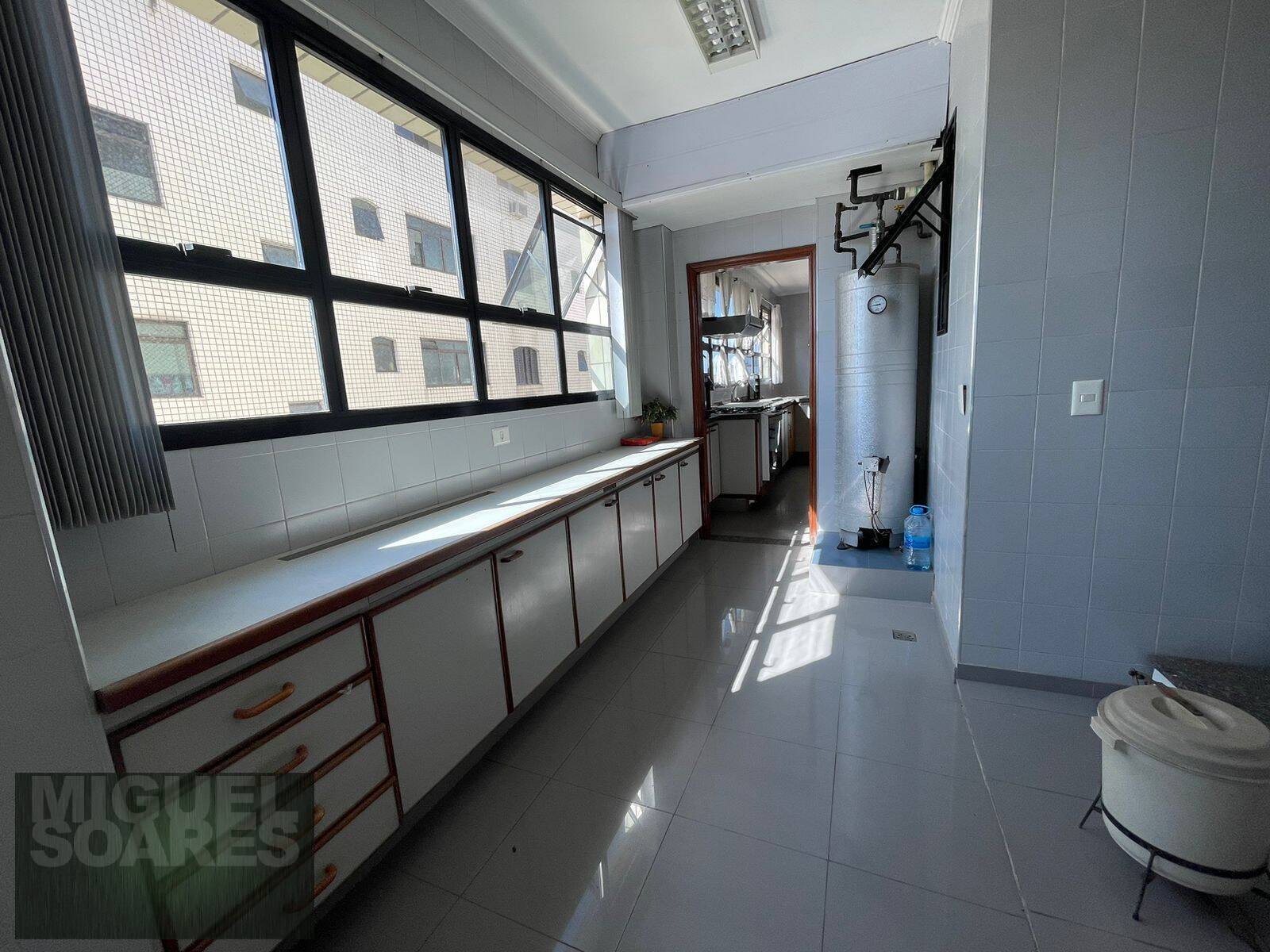 Cobertura à venda com 4 quartos, 650m² - Foto 14