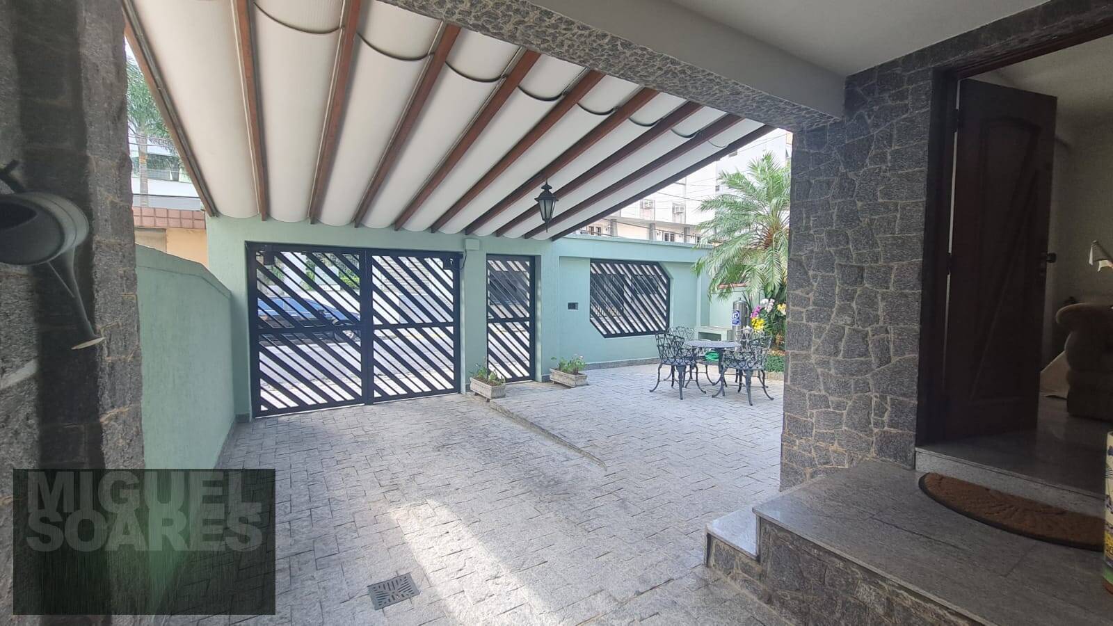 Sobrado à venda com 3 quartos, 180m² - Foto 33