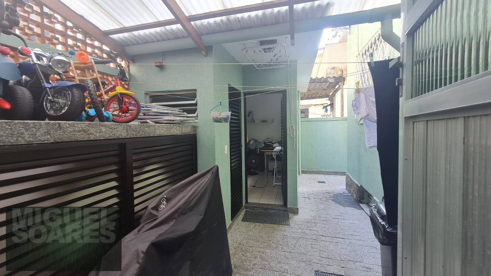 Sobrado à venda com 3 quartos, 180m² - Foto 16