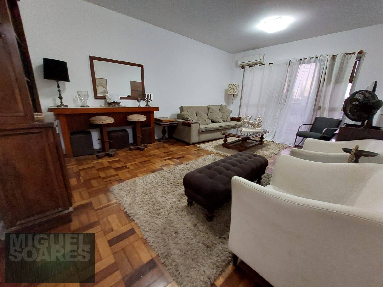 Apartamento à venda com 3 quartos, 147m² - Foto 9