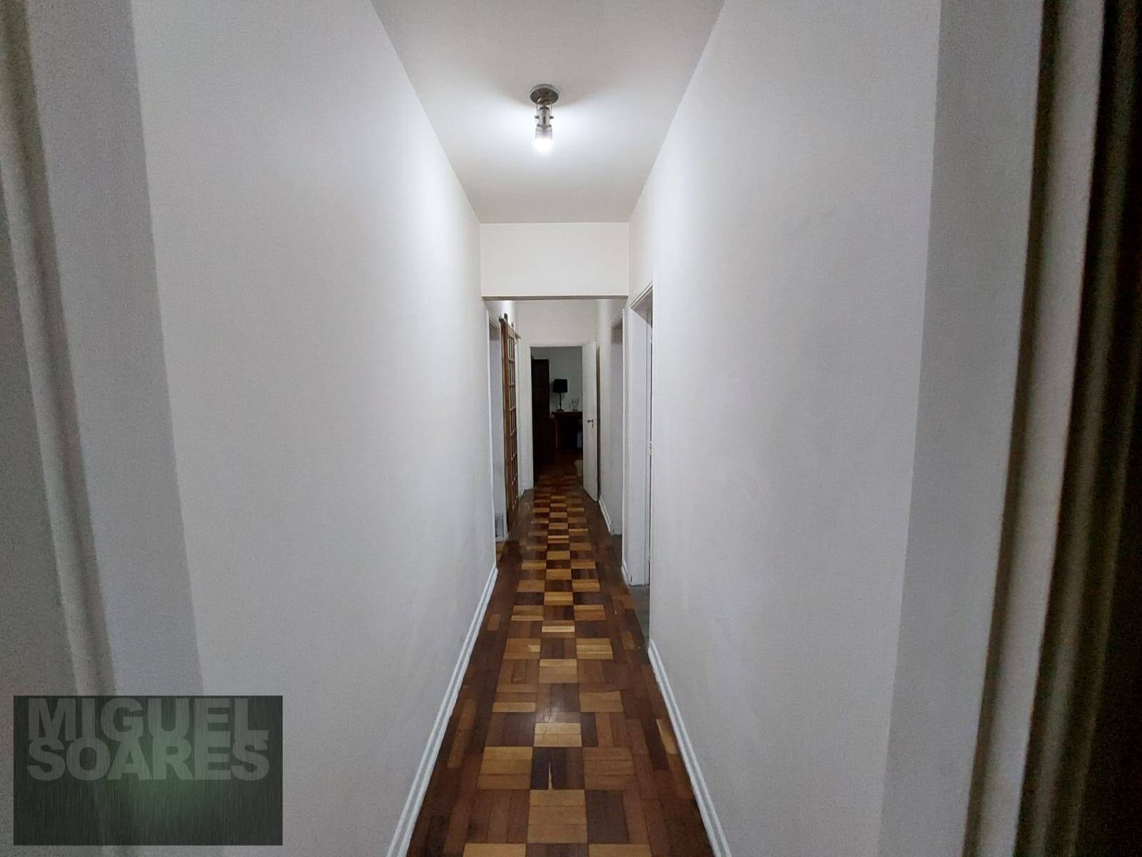 Apartamento à venda com 3 quartos, 147m² - Foto 23