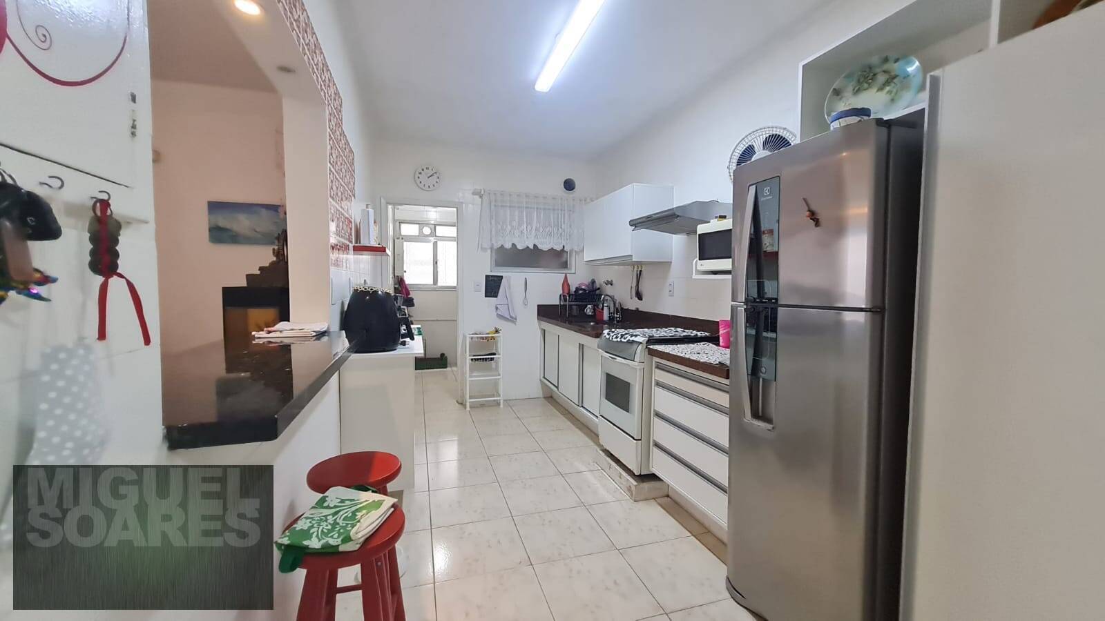 Apartamento à venda com 3 quartos, 97m² - Foto 12