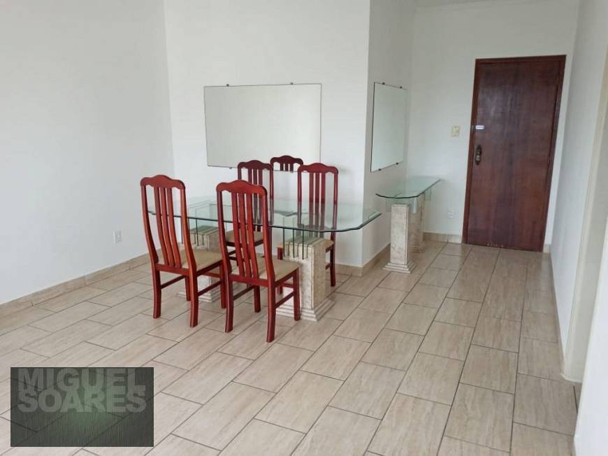 Apartamento à venda com 2 quartos, 137m² - Foto 2