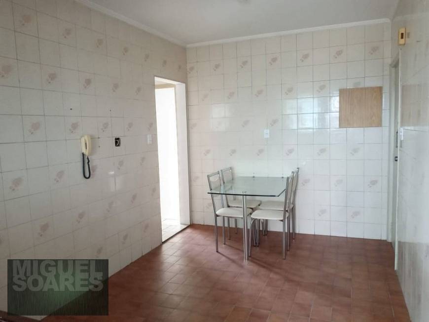 Apartamento à venda com 2 quartos, 137m² - Foto 9