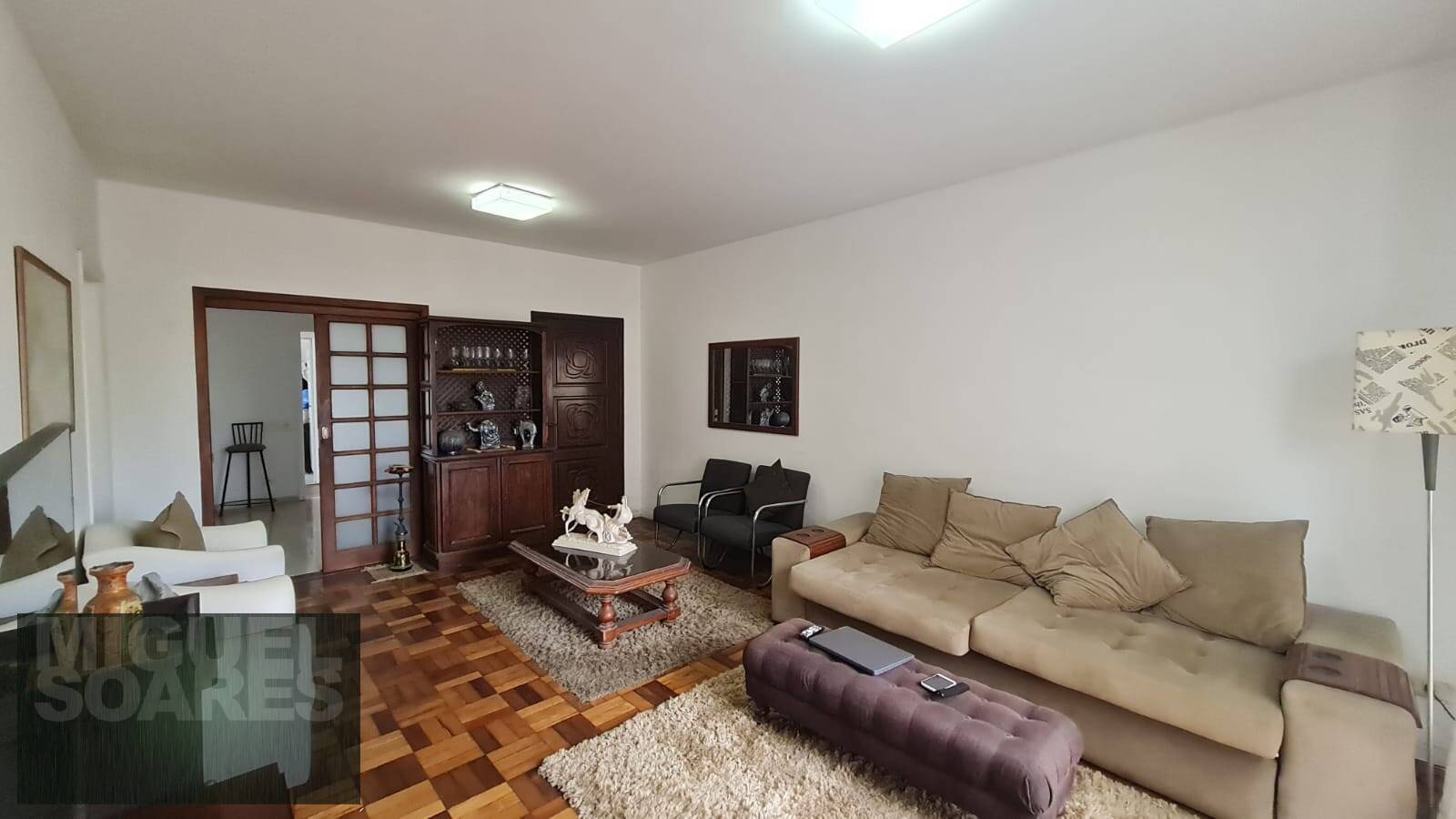 Apartamento à venda com 3 quartos, 147m² - Foto 11