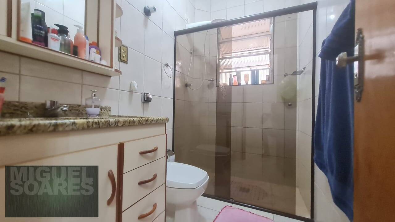 Apartamento à venda com 2 quartos, 56m² - Foto 17