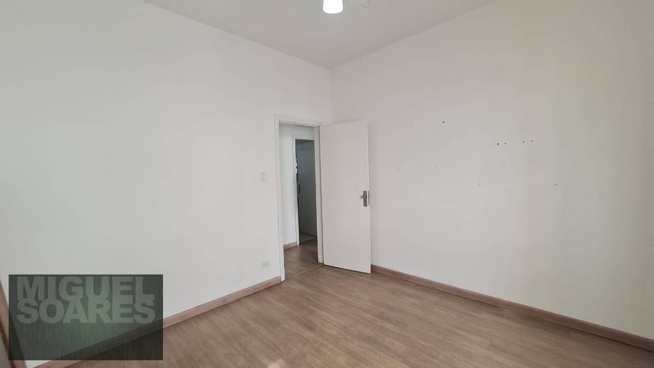 Apartamento à venda com 3 quartos, 111m² - Foto 22