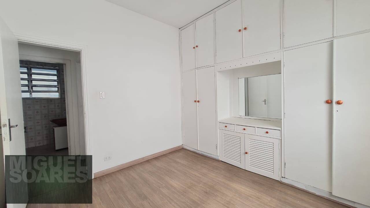 Apartamento à venda com 3 quartos, 111m² - Foto 19