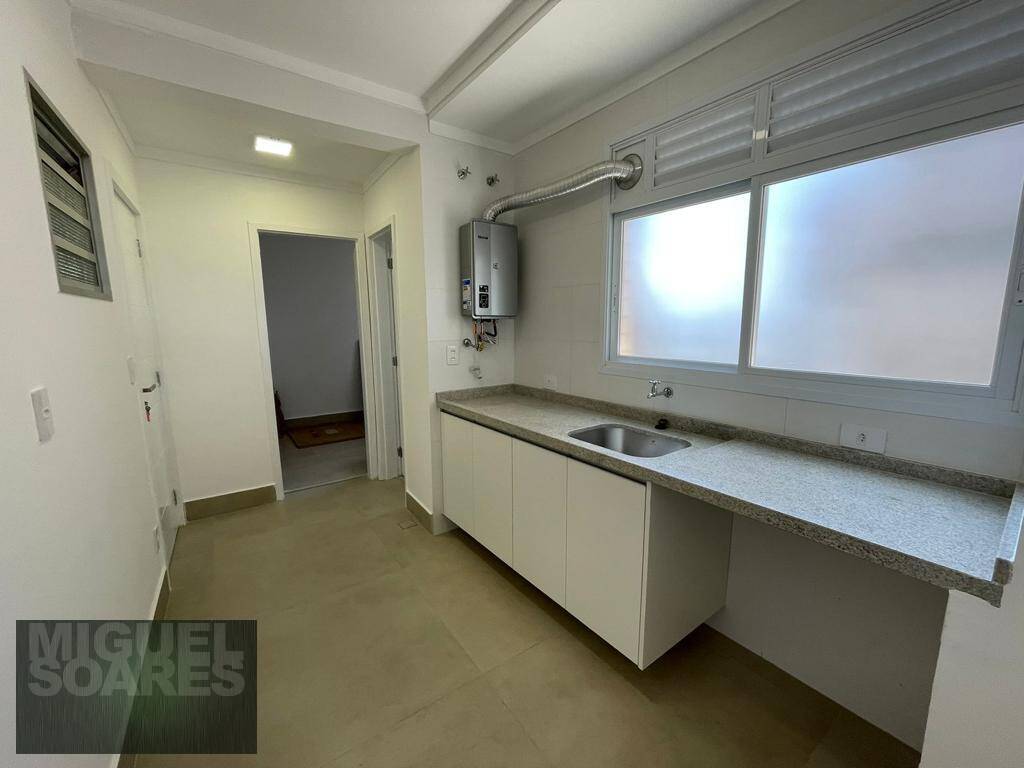 Apartamento à venda com 3 quartos, 174m² - Foto 10