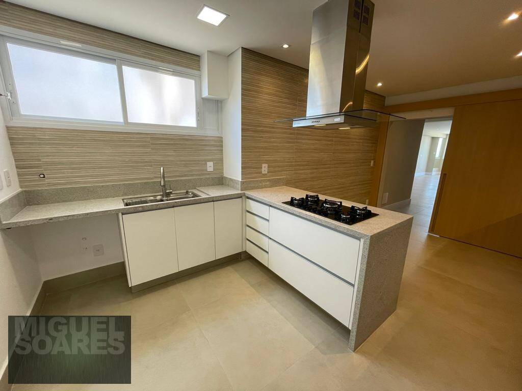 Apartamento à venda com 3 quartos, 174m² - Foto 20